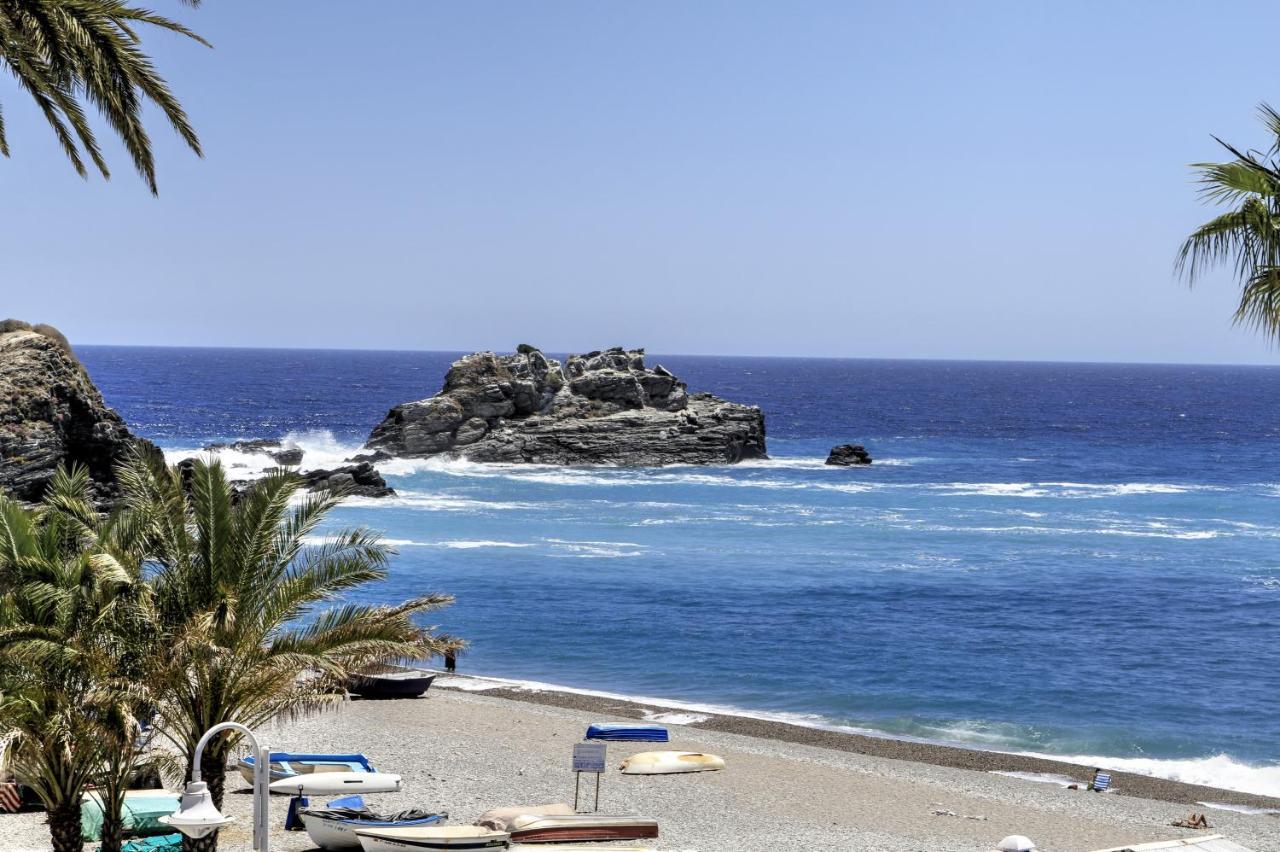 Primera Linea De Playa Con Parking Y Wifi Almunecar Exterior photo